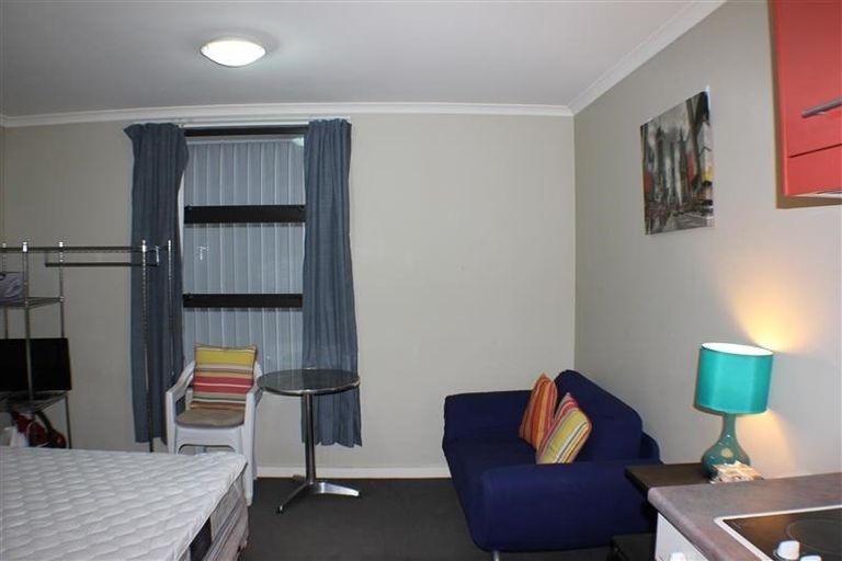 Photo of property in Aitken Street Apartments, 401/5 Aitken Street, Thorndon, Wellington, 6011