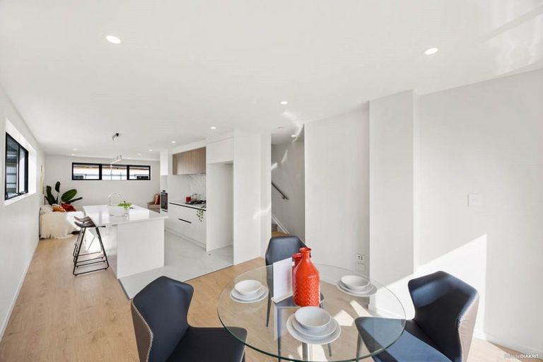 Photo of property in 45 Waihou Crescent, Albany Heights, Auckland, 0632