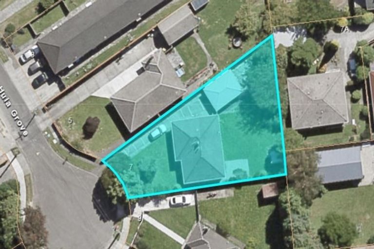 Photo of property in 7 Huia Grove, Elderslea, Upper Hutt, 5018