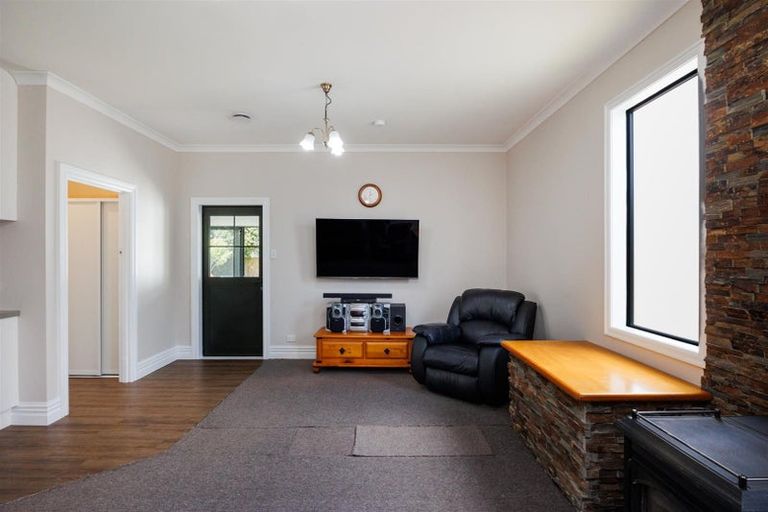 Photo of property in 121/123 High Street, Bulls, 4818