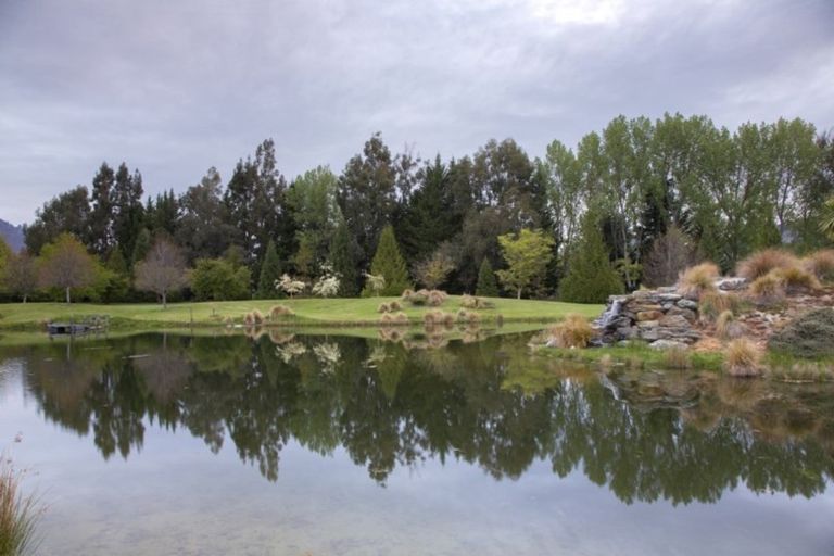 Photo of property in 1/130 Domain Road, Speargrass Flat, Queenstown, 9371