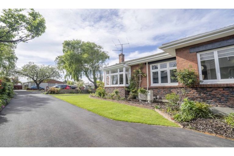 Photo of property in 84 Melbourne Street, Windsor, Invercargill, 9810