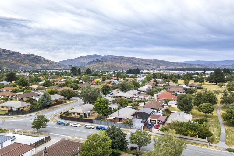 Photo of property in 117 Waenga Drive, Cromwell, 9310