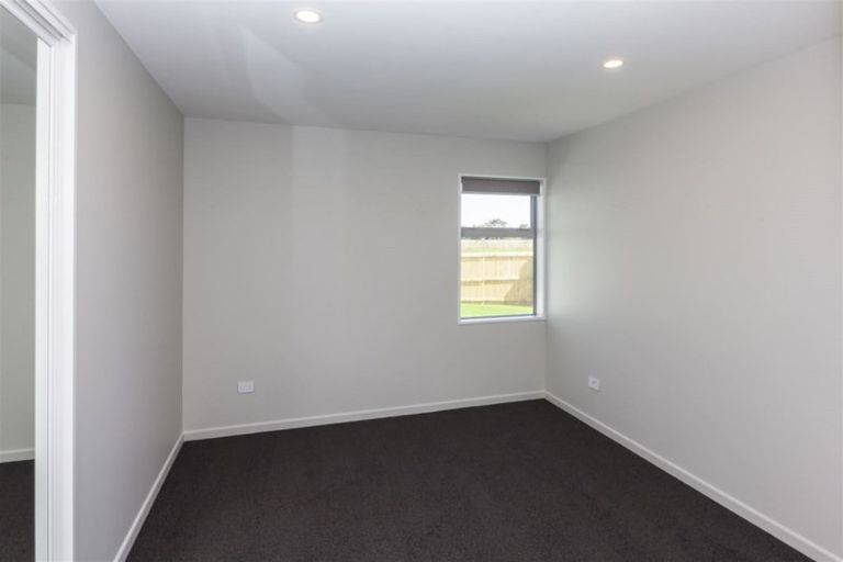 Photo of property in 16 Kingsbridge West, Burwood, Christchurch, 8083