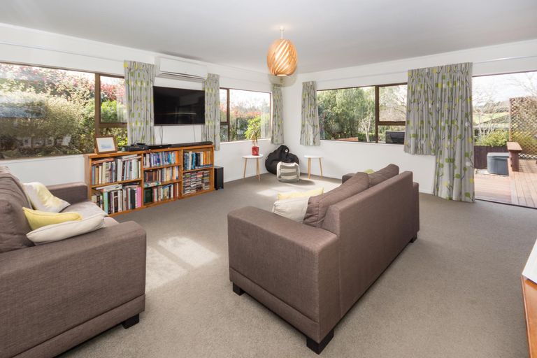 Photo of property in 19 Valley Road, Pukekohe, 2120