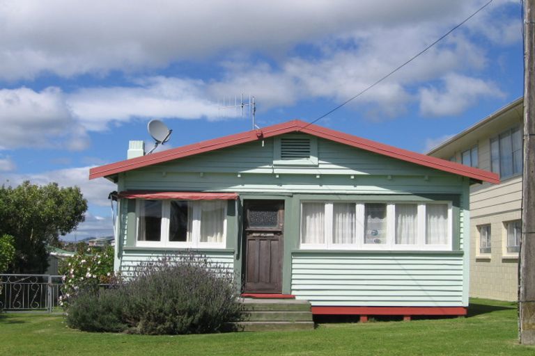 Photo of property in 25 Ocean View Road, Waihi Beach, 3611