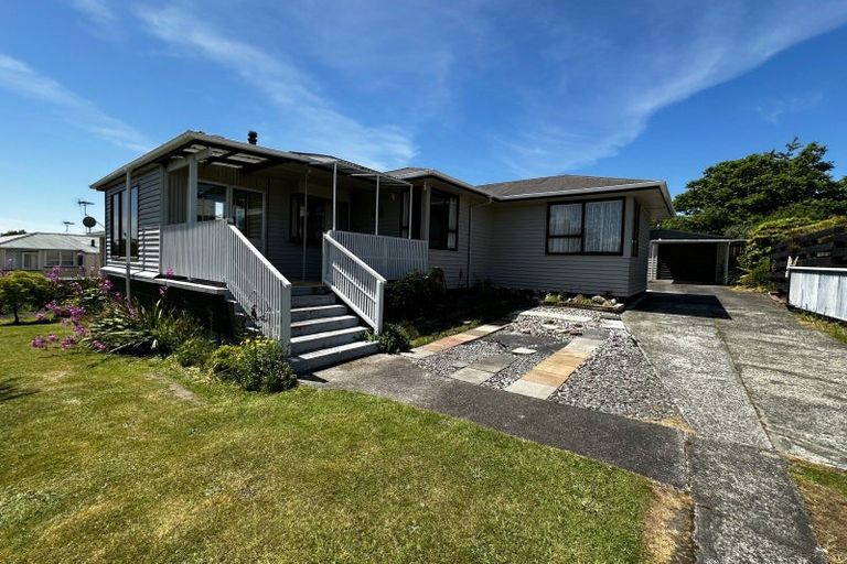 Photo of property in 17 Philip Street, Tokoroa, 3420