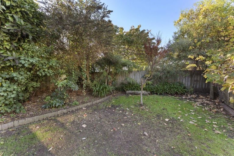 Photo of property in 12a Cambridge Street, Gonville, Whanganui, 4501