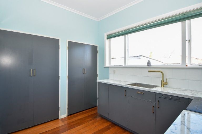 Photo of property in 18a Fisher Place, Carterton, 5713