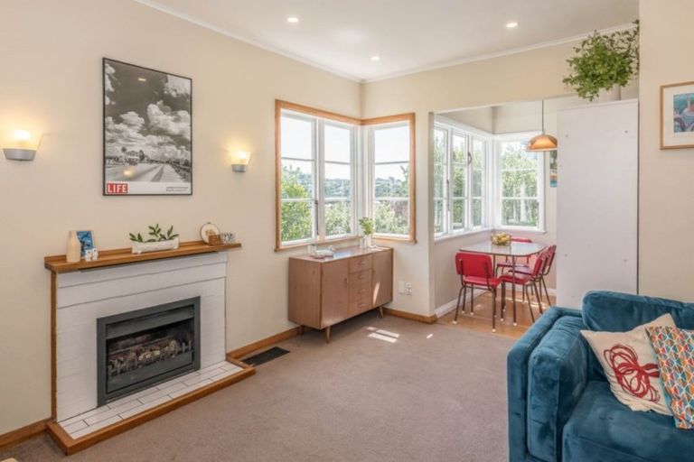 Photo of property in 8 Leveson Street, Strathmore Park, Wellington, 6022