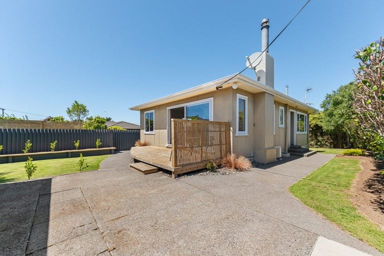 Photo of property in 43a Wallace Place, Westown, New Plymouth, 4310