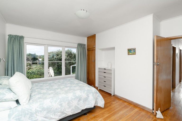 Photo of property in 37 Long Street, Raglan, 3225