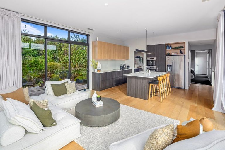 Photo of property in 56 Hull Road, Waitoki, Kaukapakapa, 0871