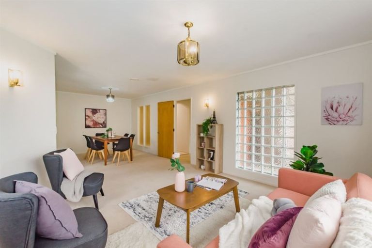 Photo of property in 4 Manly Garden, Paraparaumu Beach, Paraparaumu, 5032