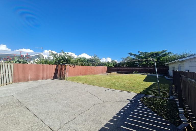 Photo of property in 630 Queen Street East, Levin, 5510