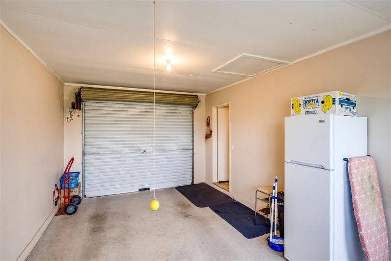 Photo of property in 2/2 Anzac Avenue, Onekawa, Napier, 4110