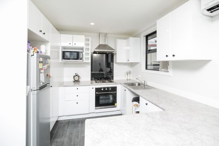 Photo of property in 42 Lindsay Crescent, Nawton, Hamilton, 3200