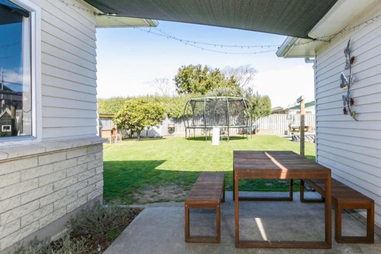 Photo of property in 27 Wharerangi Road, Tamatea, Napier, 4112