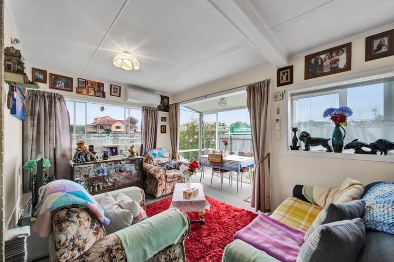 Photo of property in 3/24 Hori Street, Vogeltown, New Plymouth, 4310