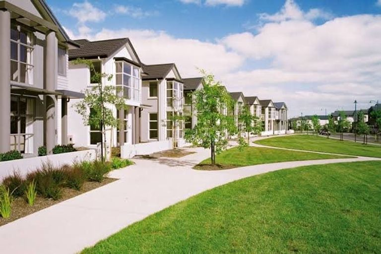 Photo of property in 19 Zabeel Crescent, Takanini, 2112