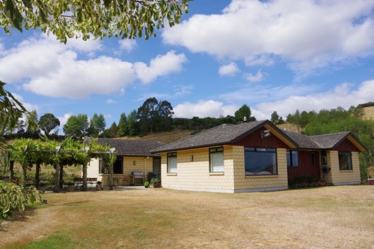 Photo of property in 1030 Mapara Road, Kinloch, Taupo, 3385