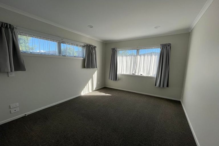 Photo of property in 1/10 Heath Street, Saint Andrews, Hamilton, 3200