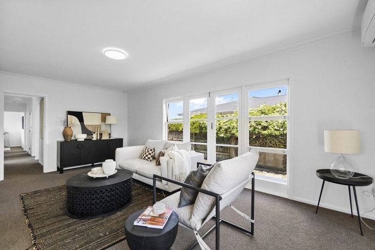 Photo of property in 2 Patricia Avenue, Hamilton East, Hamilton, 3216