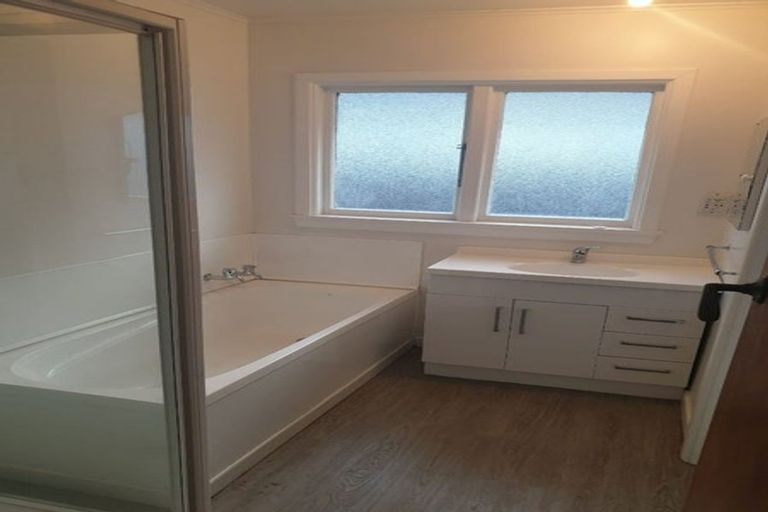 Photo of property in 5 Girvan Street, Fendalton, Christchurch, 8041