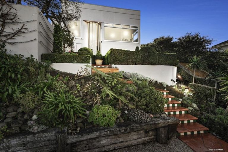 Photo of property in 95 Jubilee Road, Khandallah, Wellington, 6035