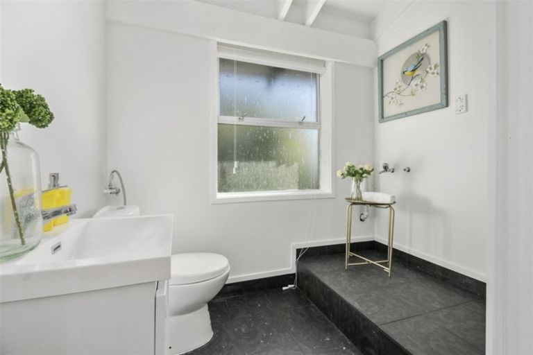 Photo of property in 3/35 Margate Road, Blockhouse Bay, Auckland, 0600