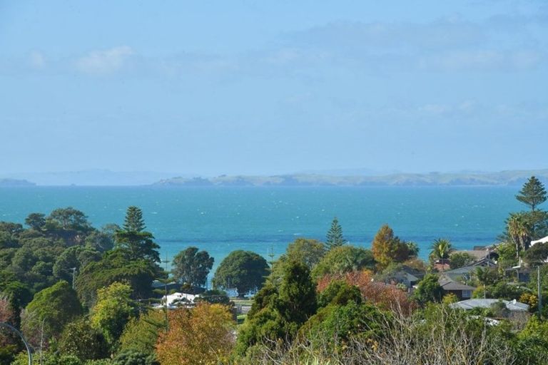 Photo of property in 65 Glamorgan Drive, Torbay, Auckland, 0630