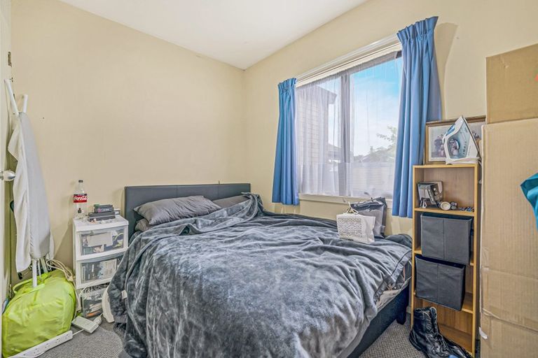 Photo of property in 11/202 Massey Road, Mangere East, Auckland, 2024