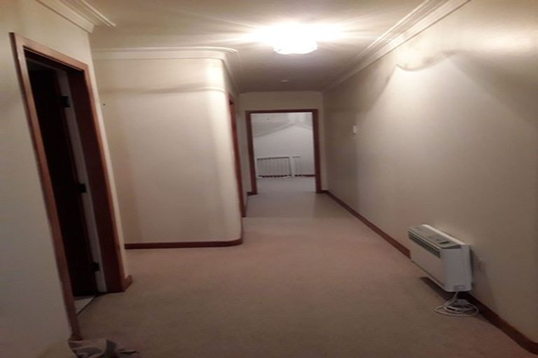 Photo of property in 5 Hillcrest Street, Glen Avon, New Plymouth, 4312