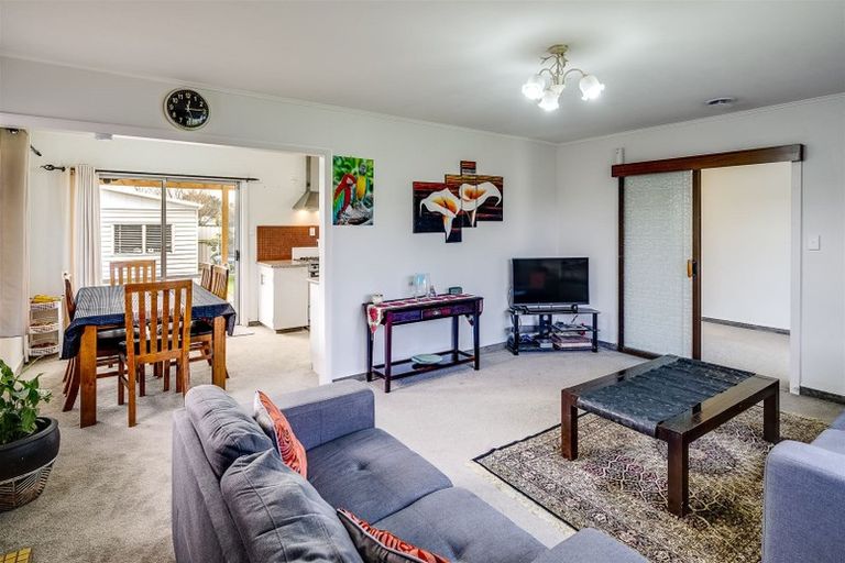 Photo of property in 15 Trinity Crescent, Pirimai, Napier, 4112