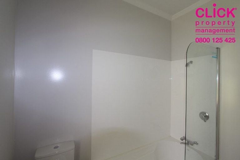 Photo of property in 28 Parkhill Avenue, Mornington, Dunedin, 9011