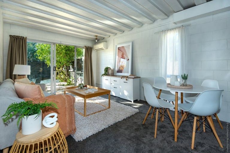 Photo of property in 1/273 Riccarton Road, Upper Riccarton, Christchurch, 8041