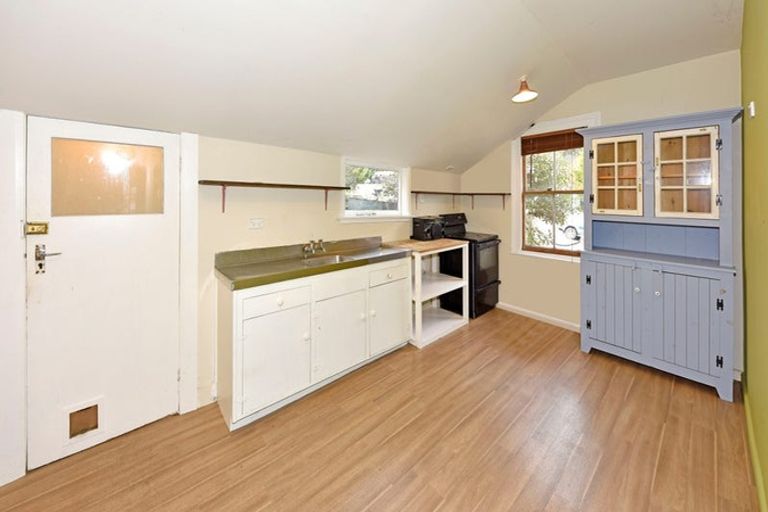 Photo of property in 59 Saint Davids Street, Lyttelton, 8082