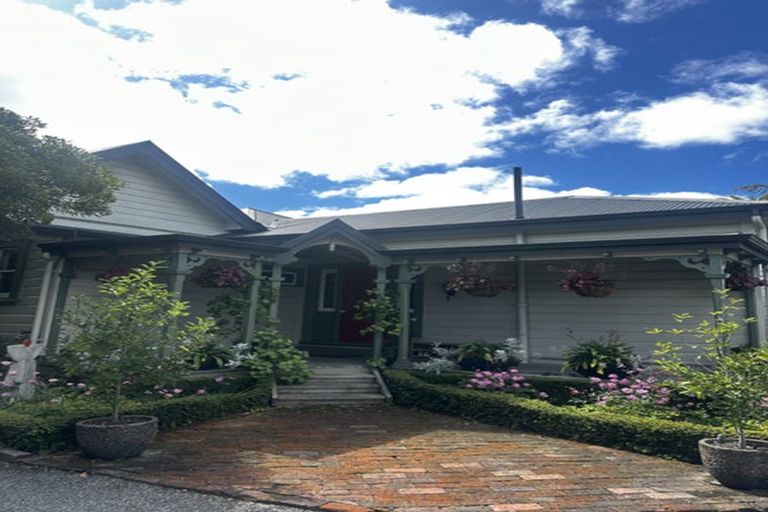 Photo of property in 44 Te Mata Road, Havelock North, 4130