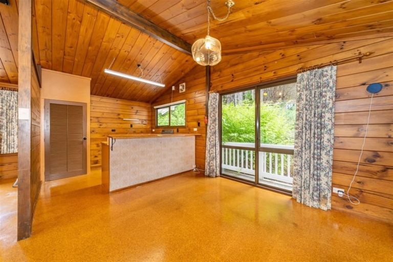 Photo of property in 72a Moon Ridge Road, Moonshine Valley, Porirua, 5381