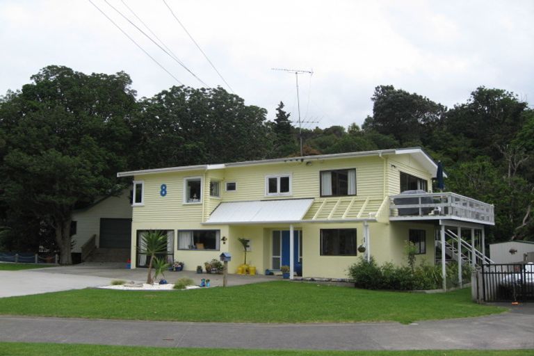 Photo of property in 8 Moreton Drive, Manly, Whangaparaoa, 0930