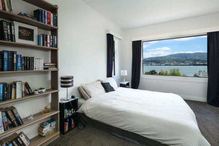 Photo of property in 2 Doon Street, Vauxhall, Dunedin, 9013