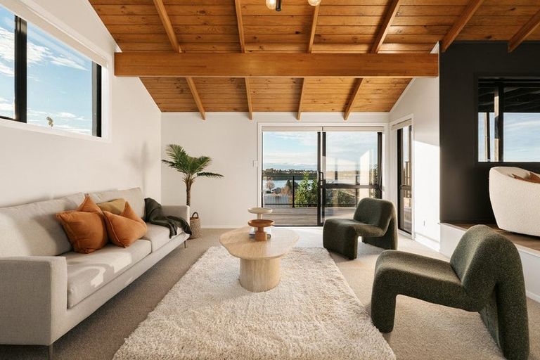 Photo of property in 2 Keam Way, Welcome Bay, Tauranga, 3112