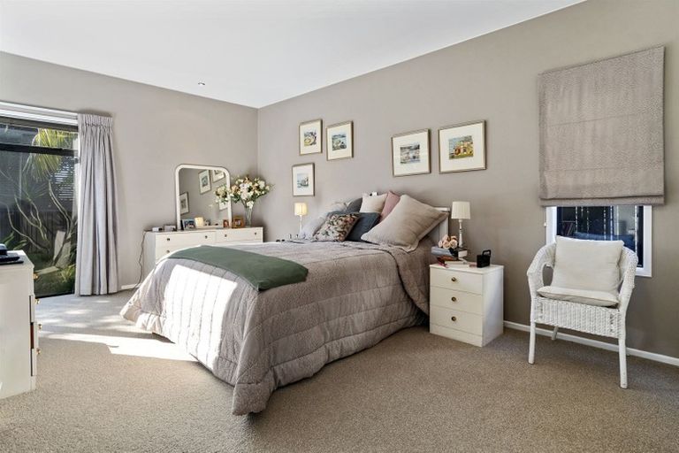 Photo of property in 28 Seaview Road, Otumoetai, Tauranga, 3110