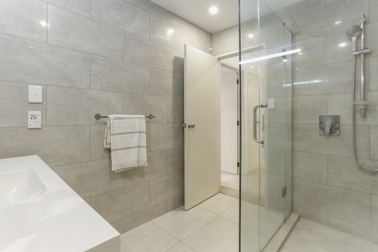 Photo of property in 2/1 Burns Avenue, Takapuna, Auckland, 0622