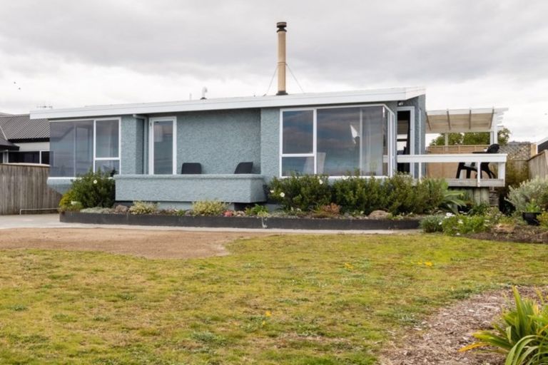 Photo of property in 111 North Shore Road, Eskdale, Napier, 4182