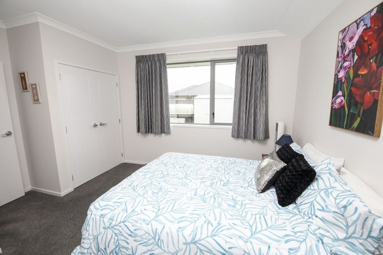 Photo of property in 50 Eriksen Road, Te Awa, Napier, 4110