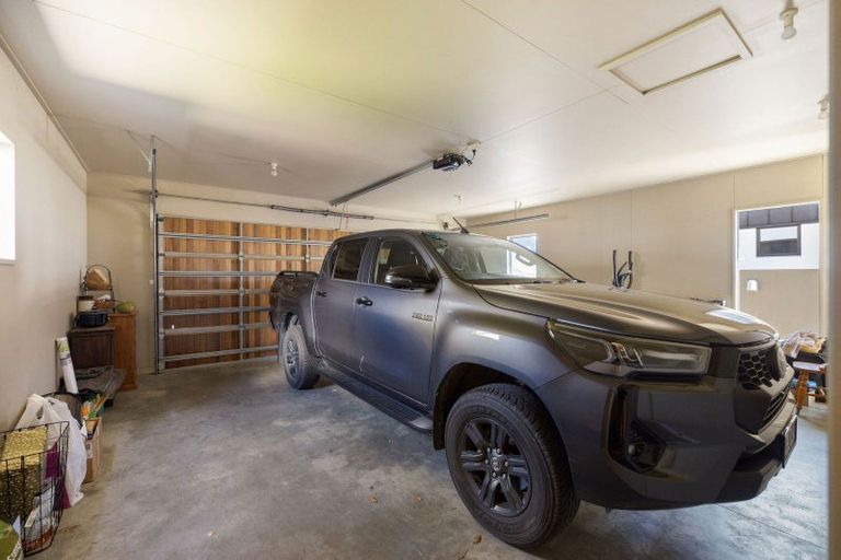 Photo of property in 17 Fox's Terrace, Arrowtown, 9302