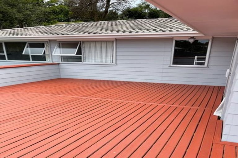 Photo of property in 31 Sequoia Place, Sunnynook, Auckland, 0620