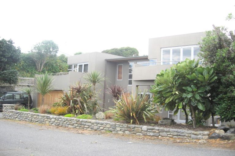 Photo of property in 13 Karekare Road, Raumati South, Paraparaumu, 5032