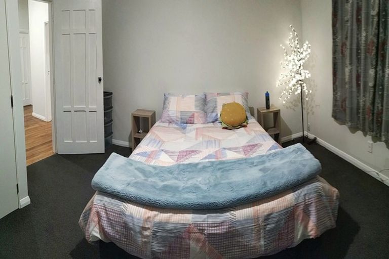 Photo of property in 73 Bell Road, Waiwhetu, Lower Hutt, 5010